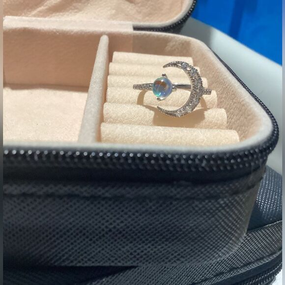 🌙Sterling Silver Adjustable MoonStone Half Moon Ring - Picture 15 of 16